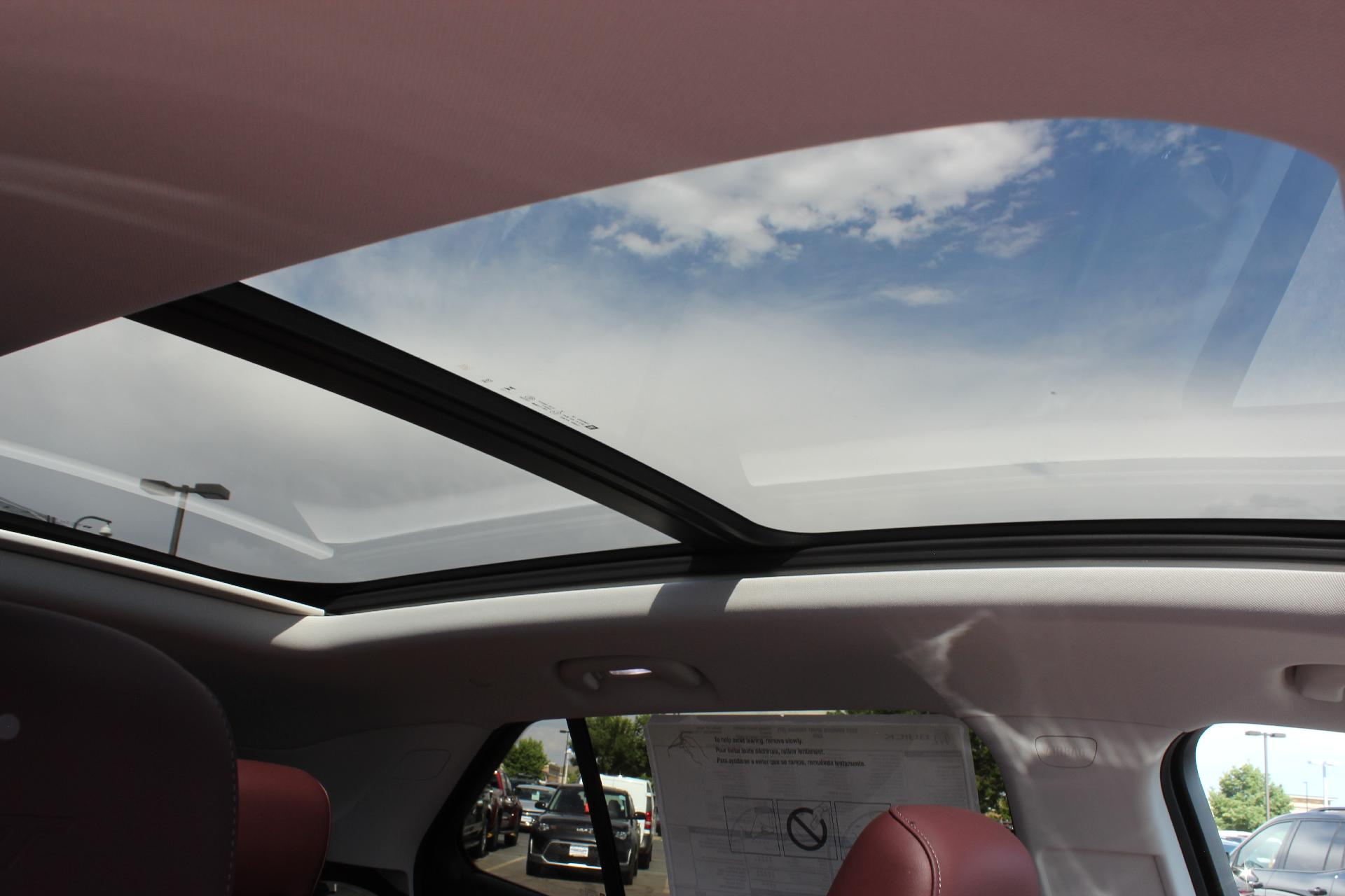 2025 Buick Envision Vehicle Photo in AURORA, CO 80012-4011