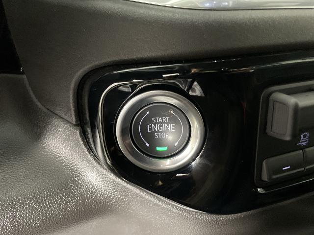 2025 GMC Sierra 1500 Vehicle Photo in GILBERT, AZ 85297-0402