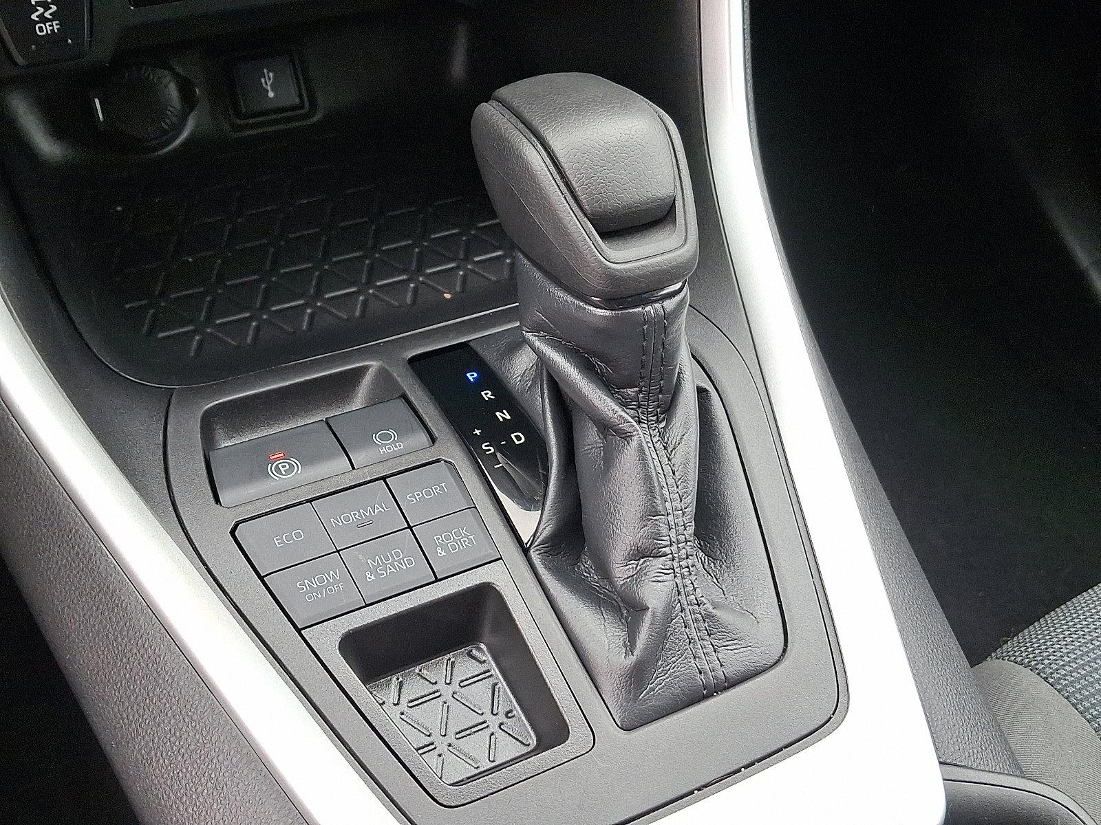2022 Toyota RAV4 Vehicle Photo in Trevose, PA 19053