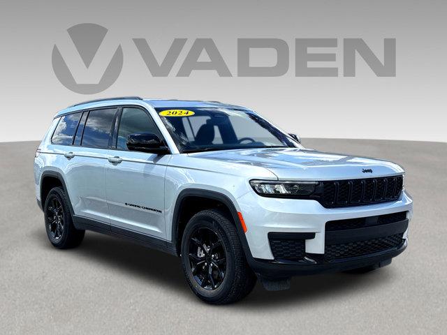 2024 Jeep Grand Cherokee L Vehicle Photo in Hinesville, GA 31313