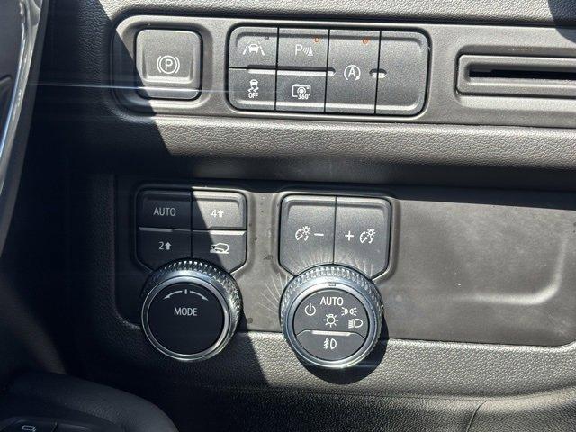 2023 GMC Yukon XL Vehicle Photo in ROCHESTER HILLS, MI 48307-2741