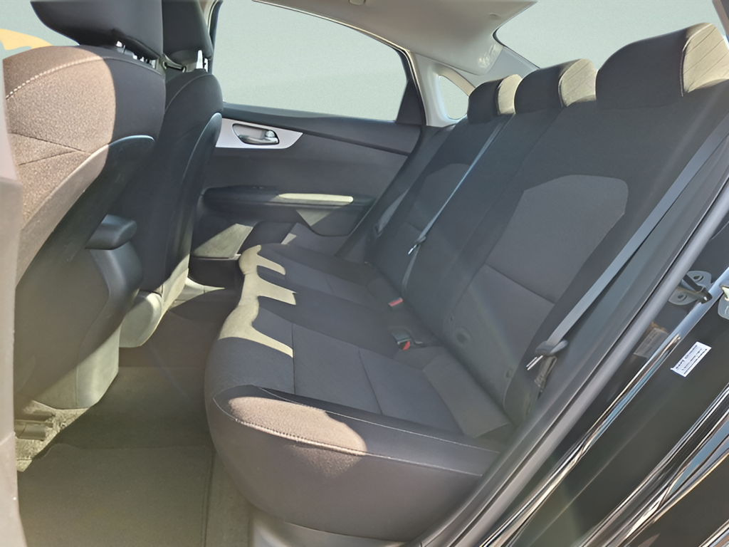 2024 Kia Forte photo 23 of 32