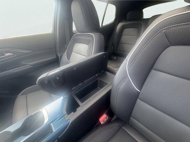 2024 Chevrolet Equinox EV Vehicle Photo in LEOMINSTER, MA 01453-2952