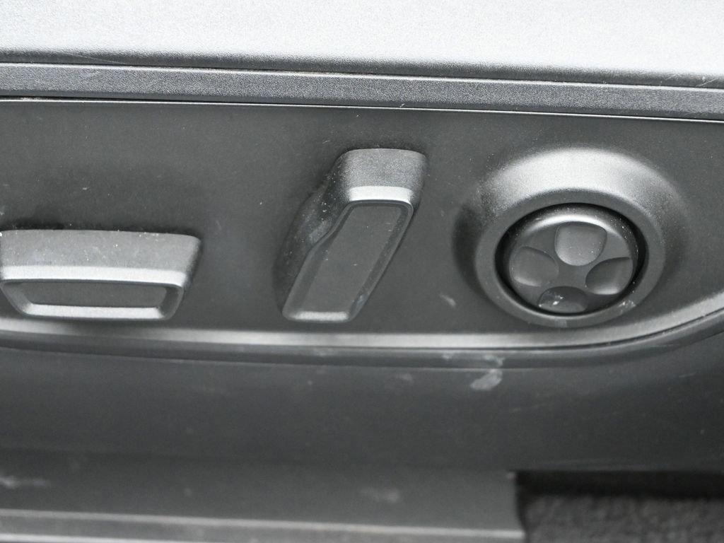 2021 Jeep Grand Cherokee L Vehicle Photo in Cedar Rapids, IA 52402