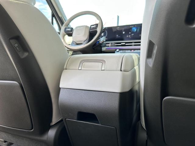 2025 Hyundai SANTA FE Vehicle Photo in Tucson, AZ 85712