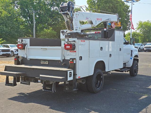 2024 Chevrolet Silverado Chassis Cab Vehicle Photo in INDEPENDENCE, MO 64055-1314