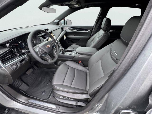 2025 Cadillac XT5 Vehicle Photo in LEOMINSTER, MA 01453-2952