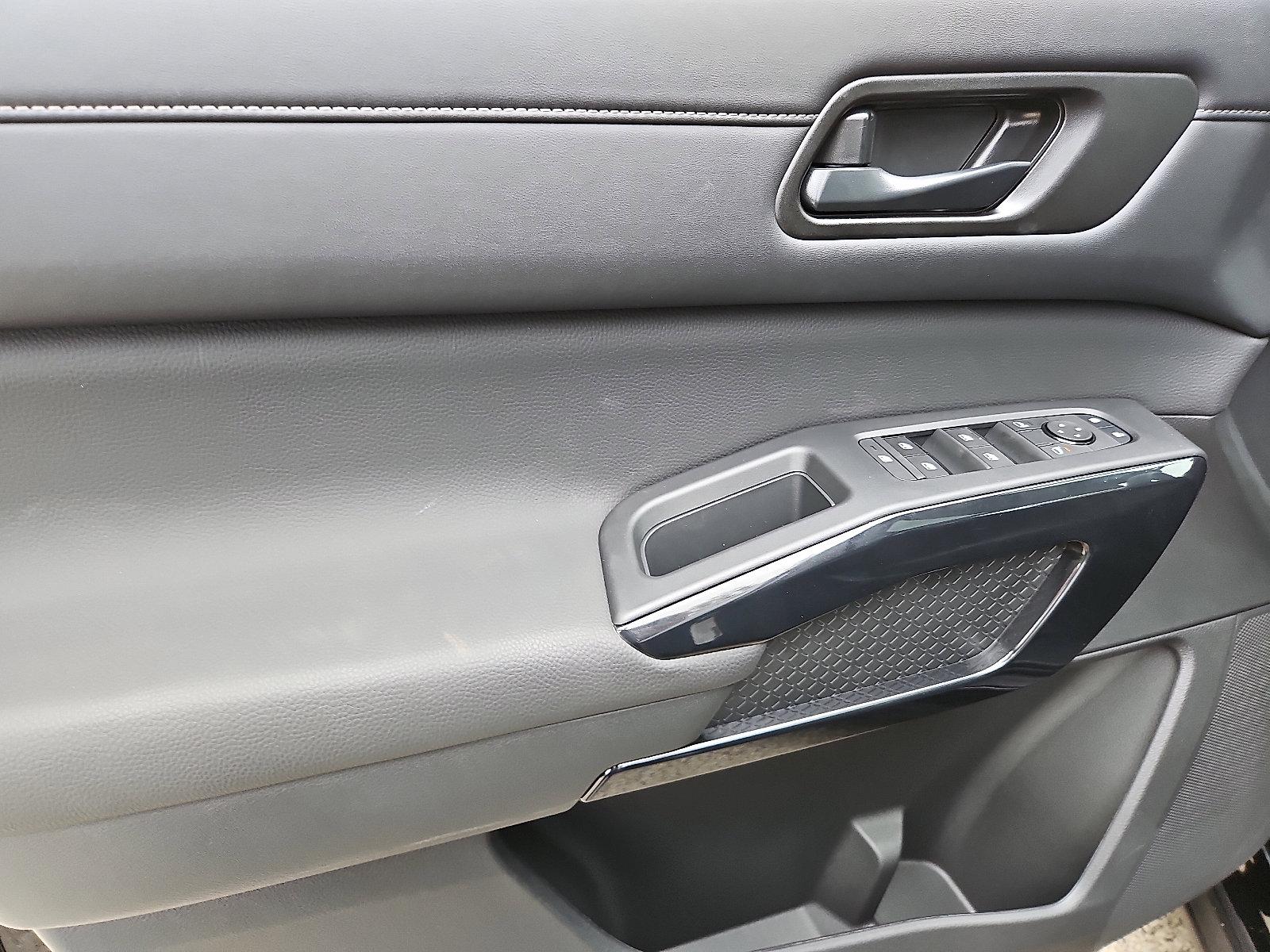 2025 Nissan Pathfinder Vehicle Photo in Jenkintown, PA 19046