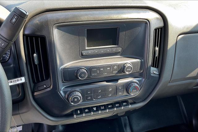 2024 Chevrolet Silverado Chassis Cab Vehicle Photo in INDEPENDENCE, MO 64055-1314