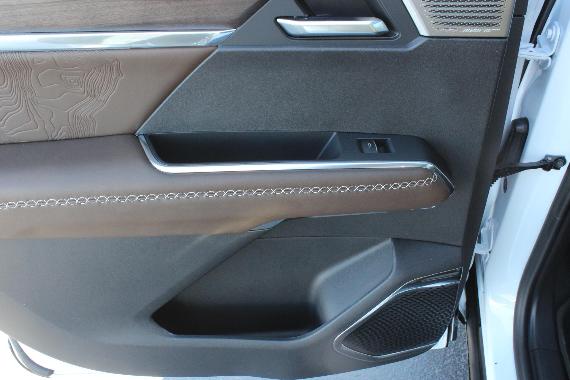 2026 GMC Acadia Vehicle Photo in AURORA, CO 80012-4011