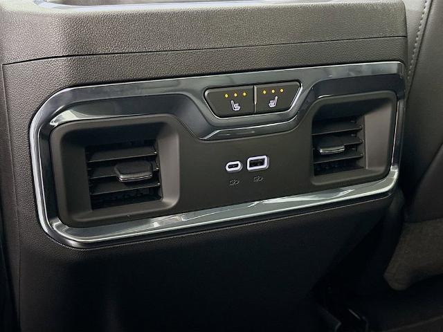 2026 GMC Sierra 1500 Vehicle Photo in PUYALLUP, WA 98371-4149