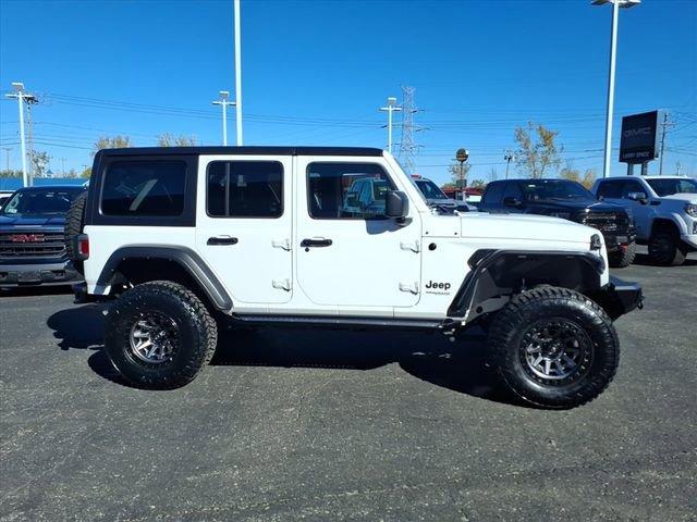 2022 Jeep Wrangler Vehicle Photo in DUNKIRK, NY 14048-3562
