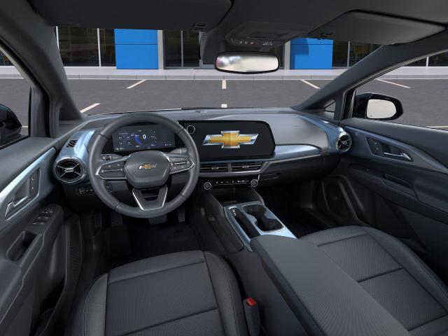 2025 Chevrolet Equinox EV photo 15 of 31