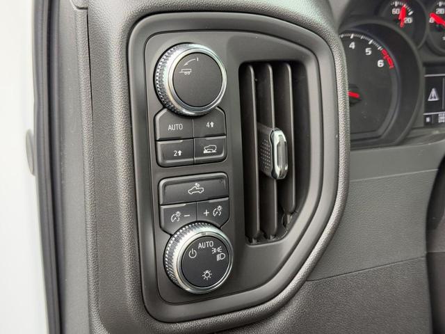 2025 GMC Sierra 1500 Vehicle Photo in COLUMBIA, MO 65203-3903