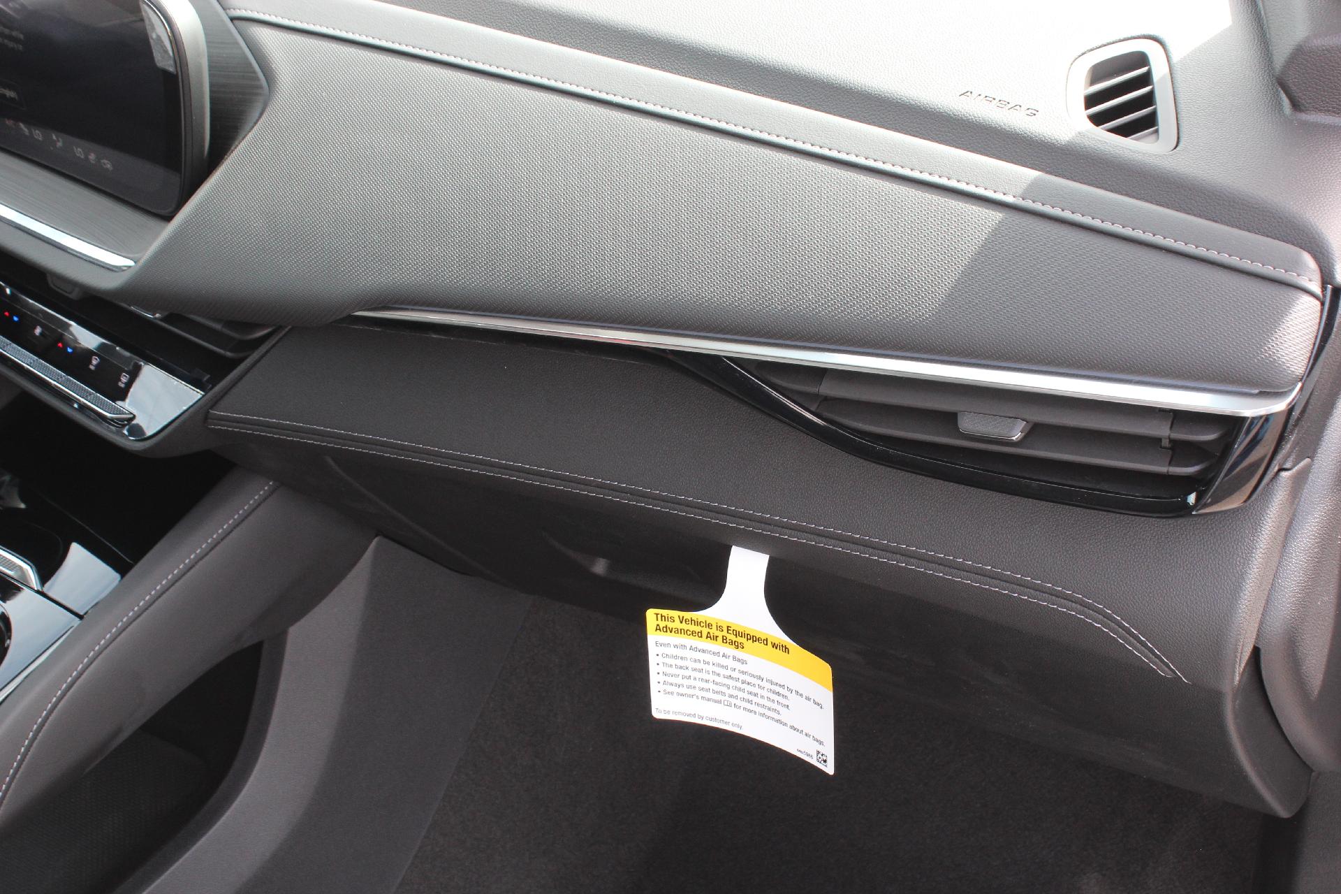 2025 Buick Envision Vehicle Photo in AURORA, CO 80012-4011