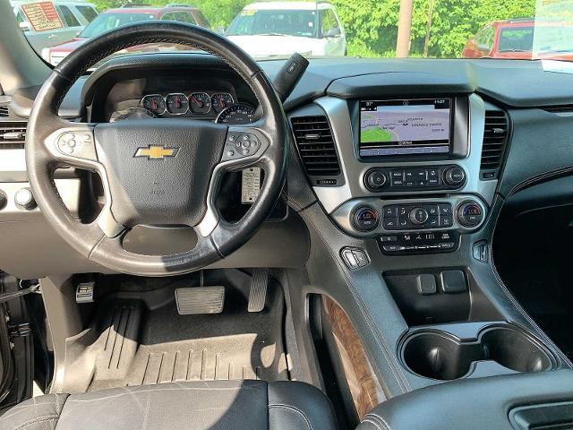 2019 Chevrolet Tahoe Vehicle Photo in MOON TOWNSHIP, PA 15108-2571