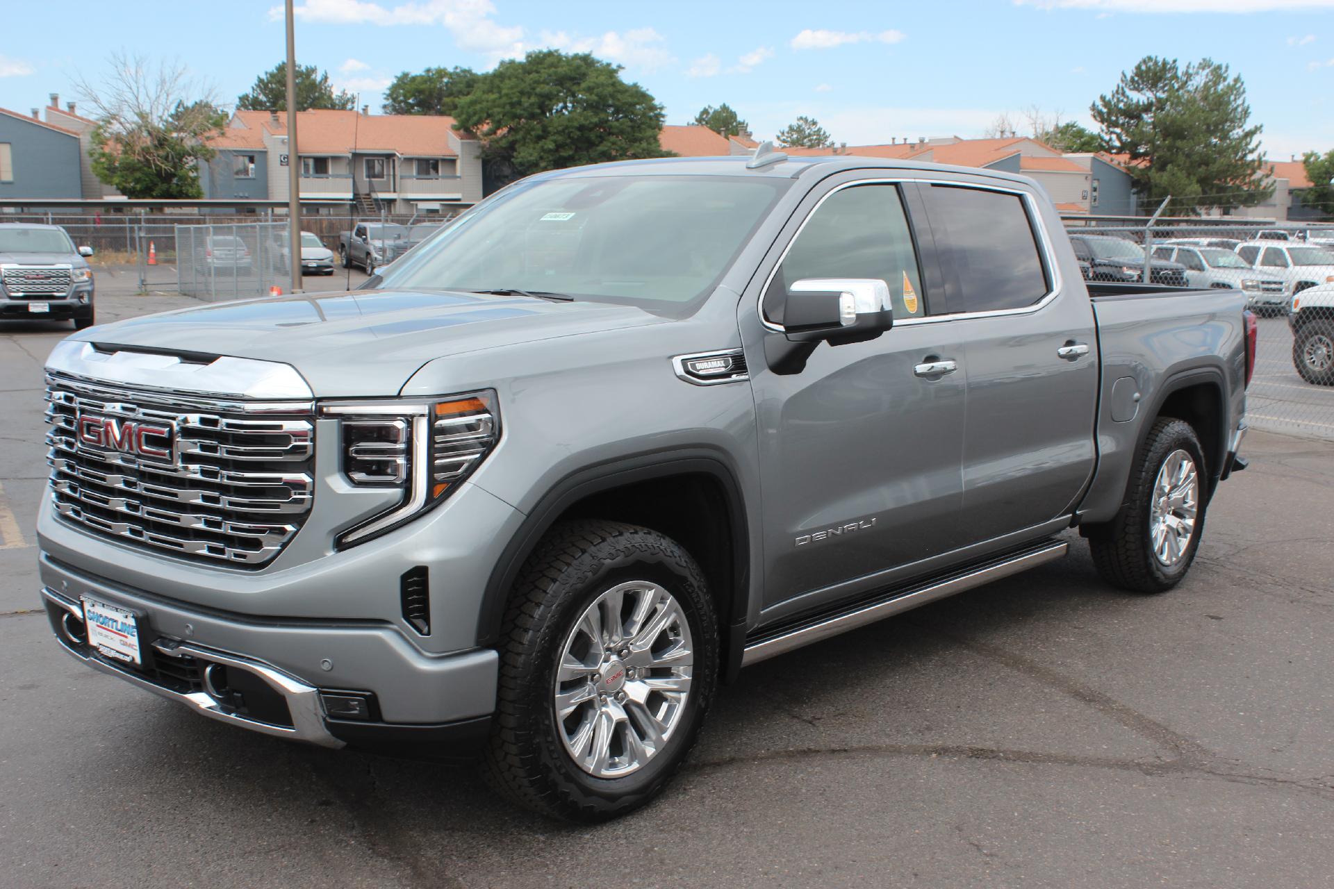 2025 GMC Sierra 1500 Vehicle Photo in AURORA, CO 80012-4011