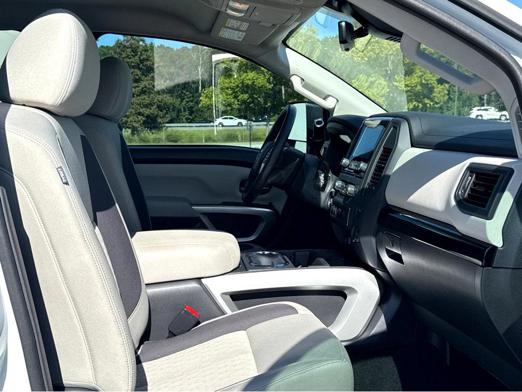2024 Nissan Titan Vehicle Photo in POOLER, GA 31322-3252