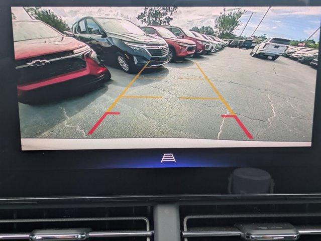 2025 Chevrolet Trax Vehicle Photo in BRUNSWICK, GA 31525-1881