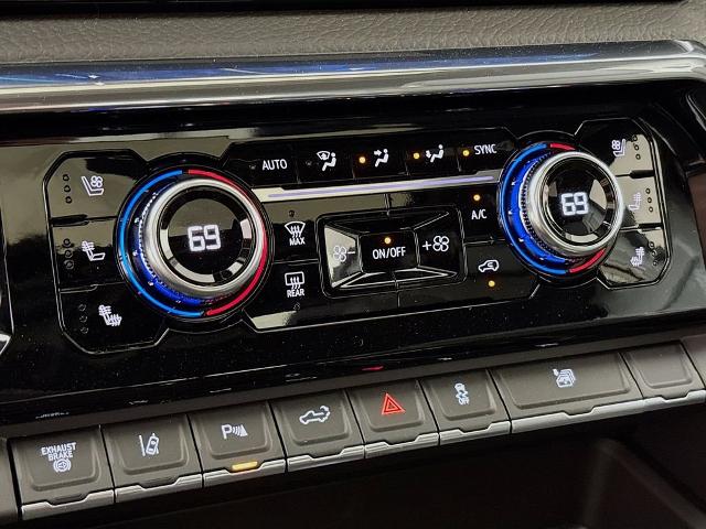 2025 GMC Sierra 3500 HD Vehicle Photo in PUYALLUP, WA 98371-4149