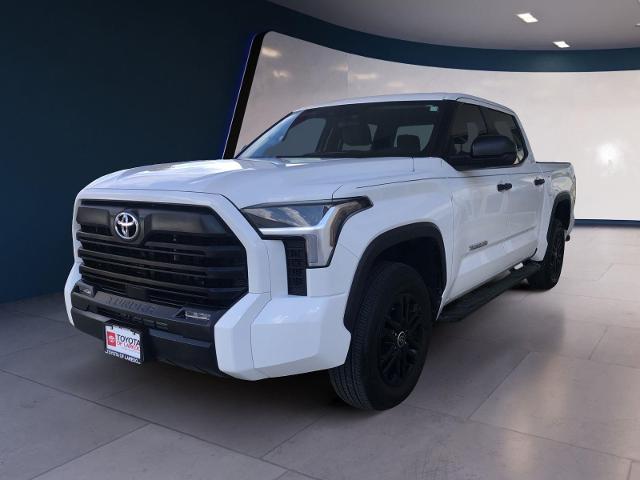 2024 Toyota Tundra 4WD Vehicle Photo in LAREDO, TX 78041-0006