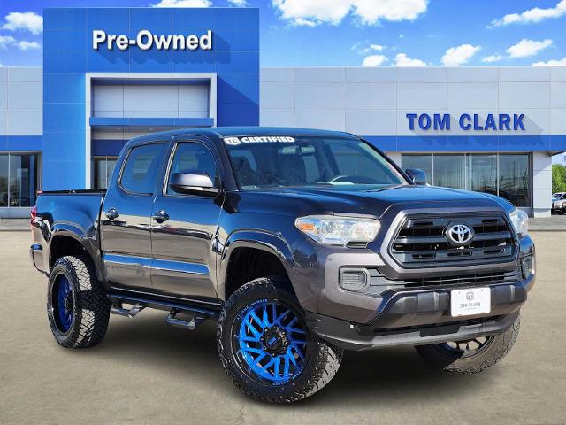 2017 Toyota Tacoma Vehicle Photo in DENTON, TX 76210-9321
