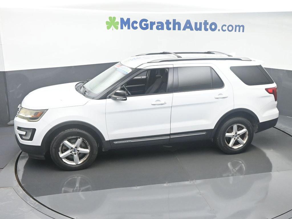 2016 Ford Explorer Vehicle Photo in Cedar Rapids, IA 52402