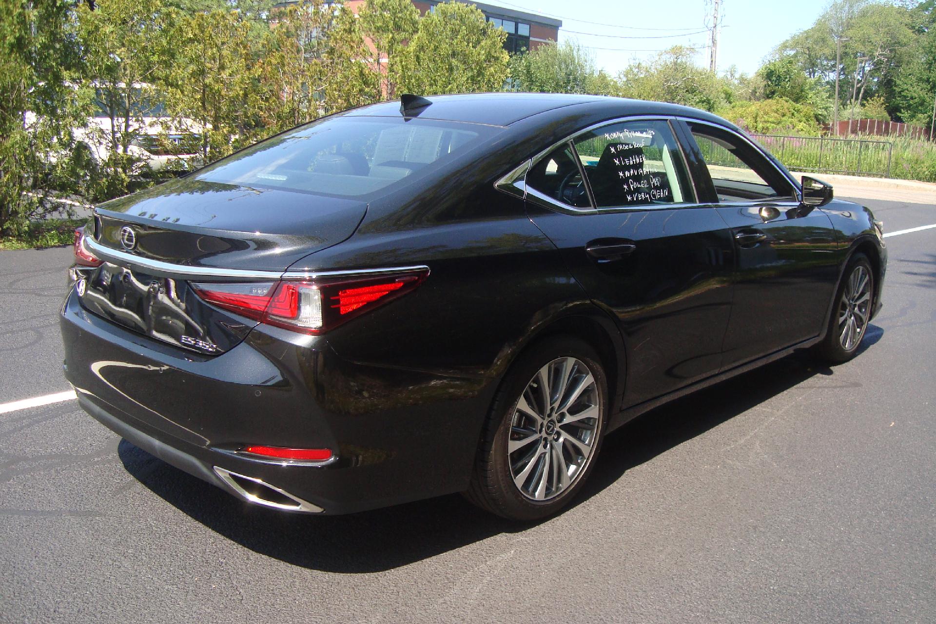 2020 Lexus ES 350 Vehicle Photo in PORTSMOUTH, NH 03801-4196