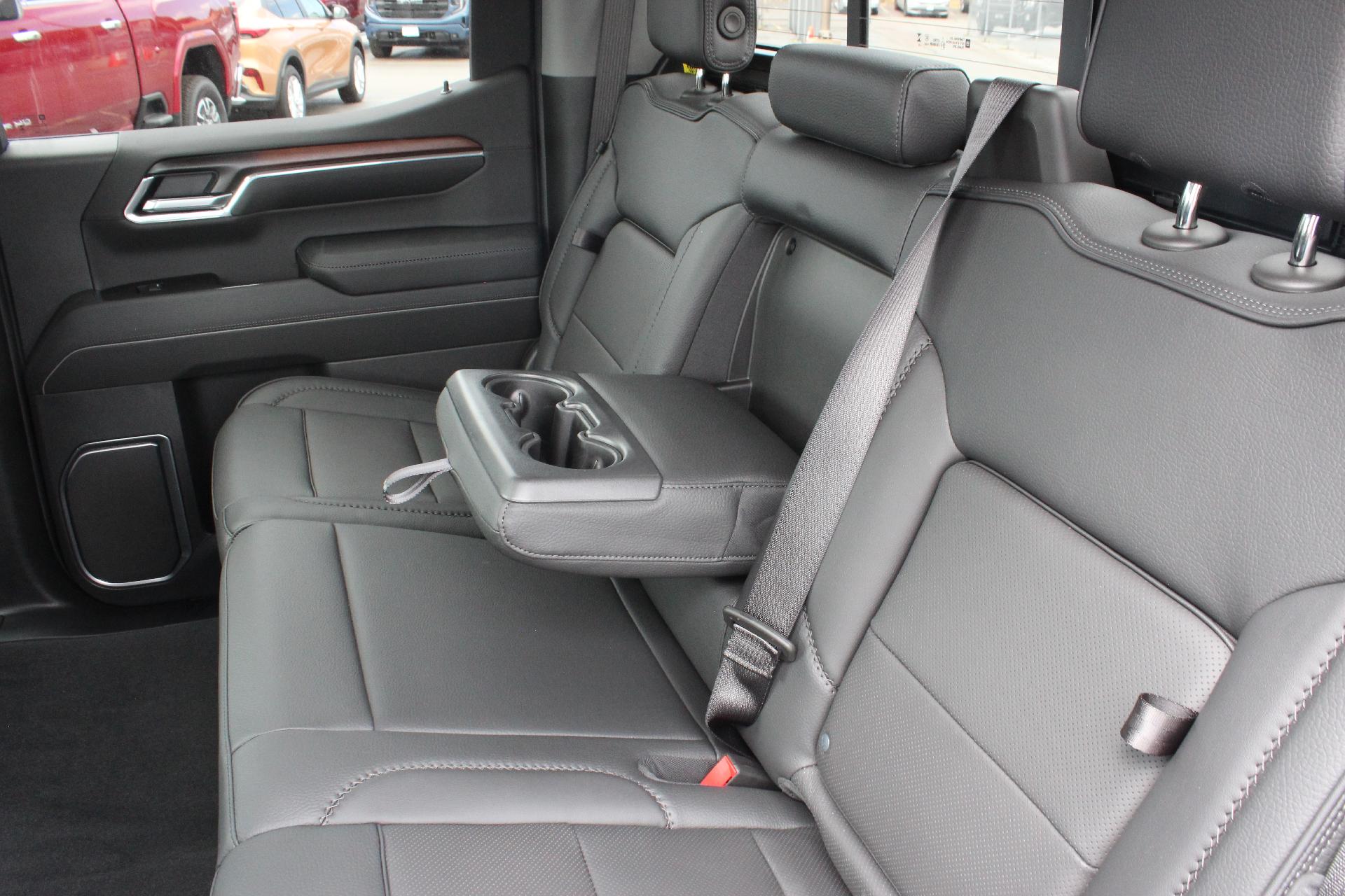 2025 GMC Sierra 1500 Vehicle Photo in AURORA, CO 80012-4011