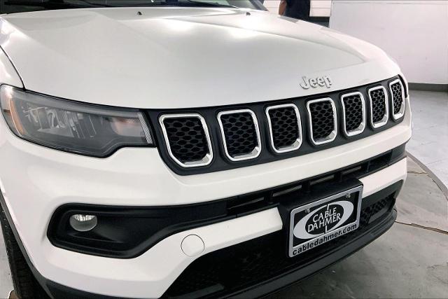 2023 Jeep Compass Vehicle Photo in KANSAS CITY, MO 64114-4502