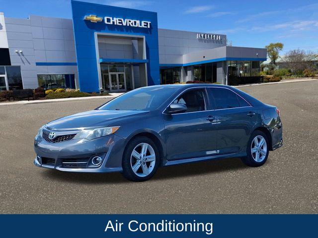 2014 Toyota Camry Vehicle Photo in DANBURY, CT 06810-5034