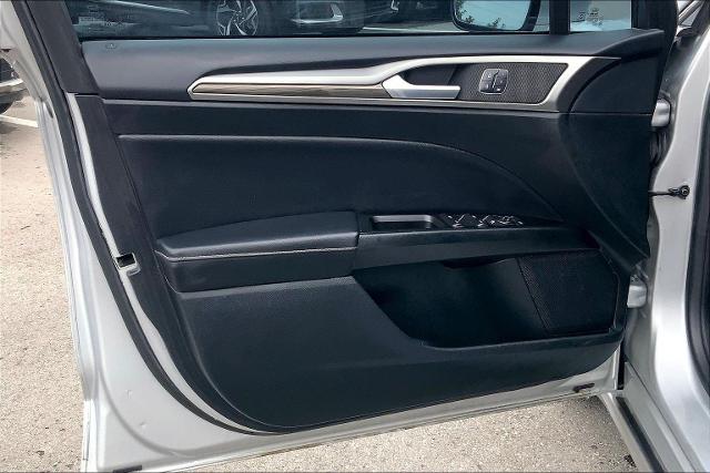 2017 Ford Fusion Vehicle Photo in KANSAS CITY, MO 64114-4502