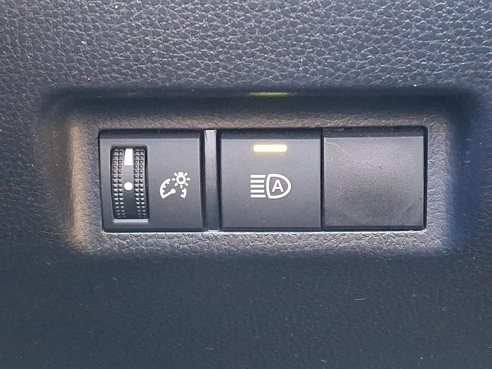 2019 Toyota RAV4 Vehicle Photo in Easton, PA 18045