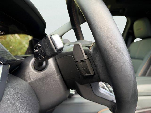 2024 GMC Acadia Vehicle Photo in LEOMINSTER, MA 01453-2952