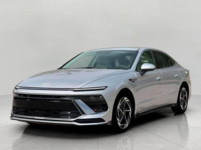 2026 Hyundai SONATA Vehicle Photo in Neenah, WI 54956