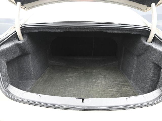 2014 Chevrolet Impala Vehicle Photo in Cedar Rapids, IA 52402