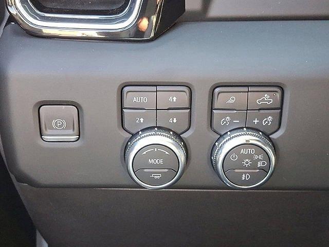 2023 GMC Sierra 1500 Vehicle Photo in TREVOSE, PA 19053-4984