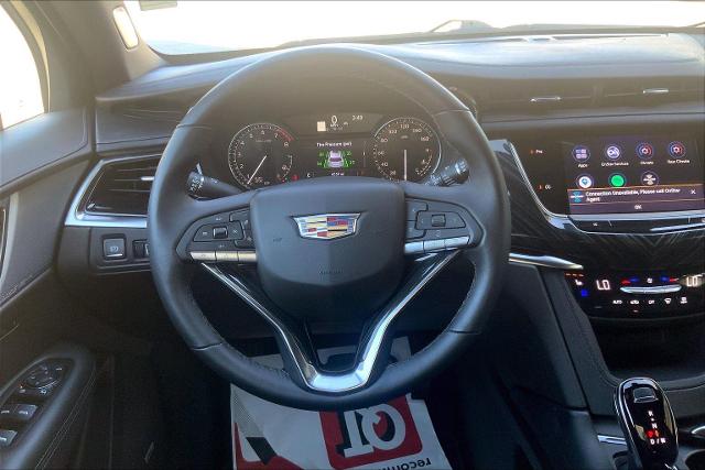 2025 Cadillac XT6 Vehicle Photo in KANSAS CITY, MO 64114-4545