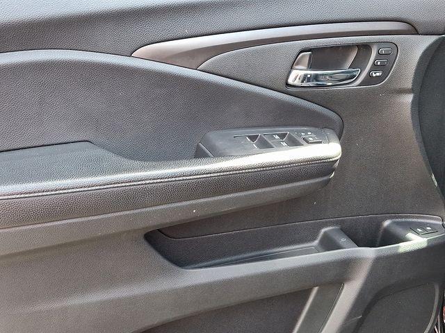 2019 Honda Pilot Vehicle Photo in DANBURY, CT 06810-5034