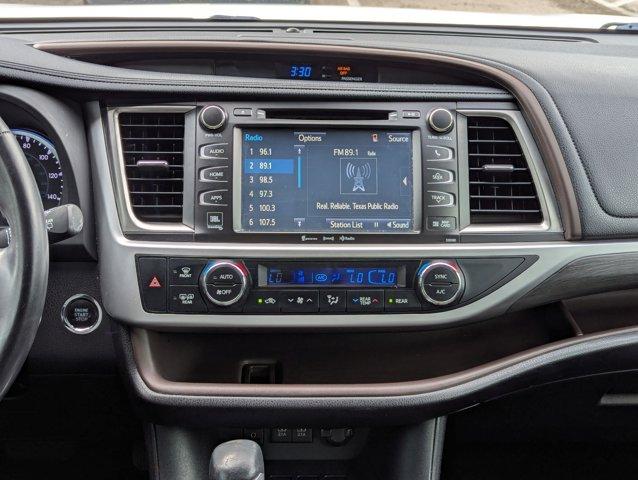 2017 Toyota Highlander Vehicle Photo in San Antonio, TX 78230