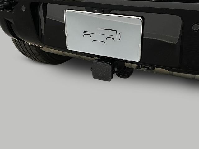 2025 Defender Vehicle Photo in Appleton, WI 54913