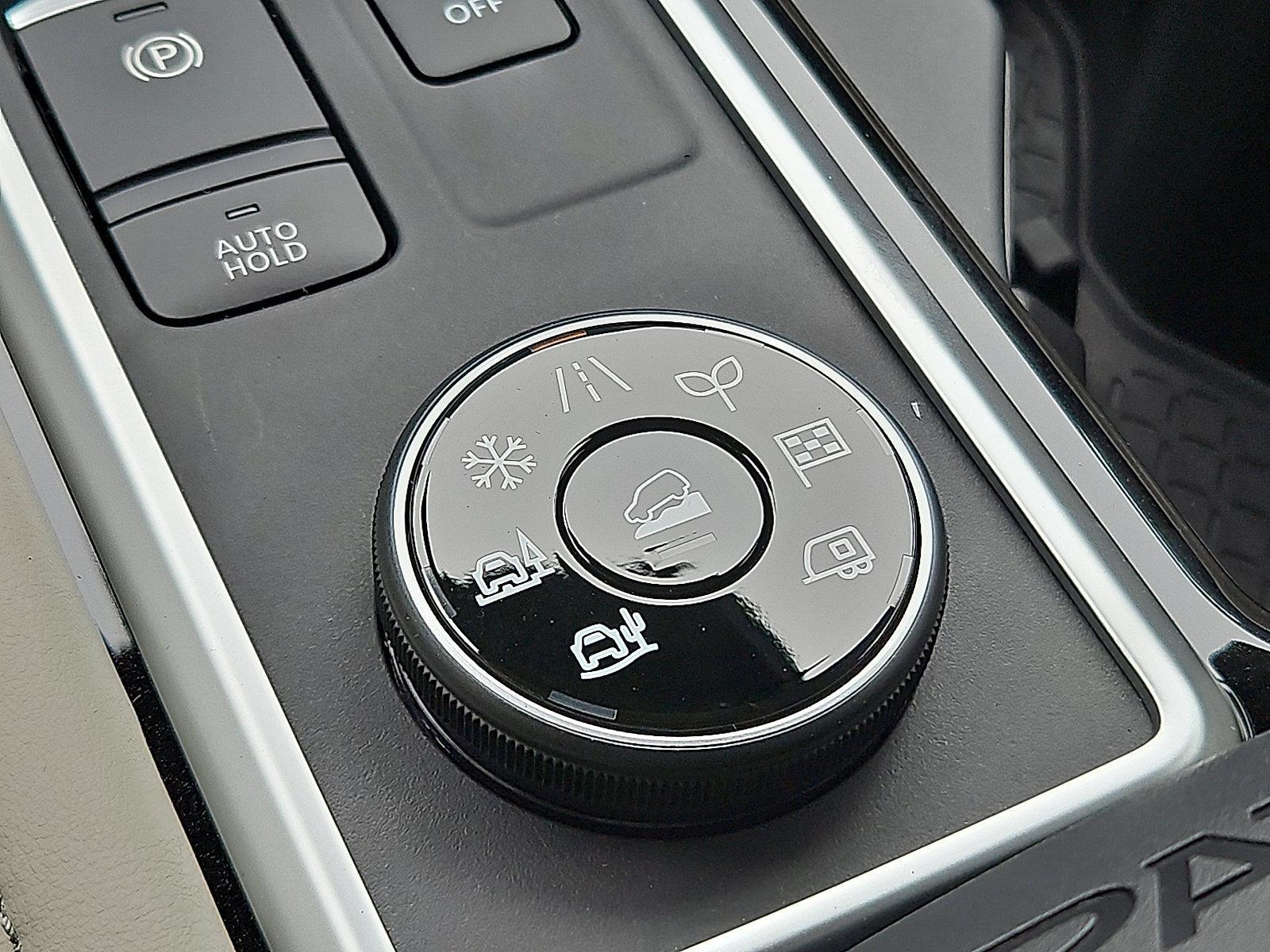 2025 Nissan Pathfinder Vehicle Photo in Jenkintown, PA 19046