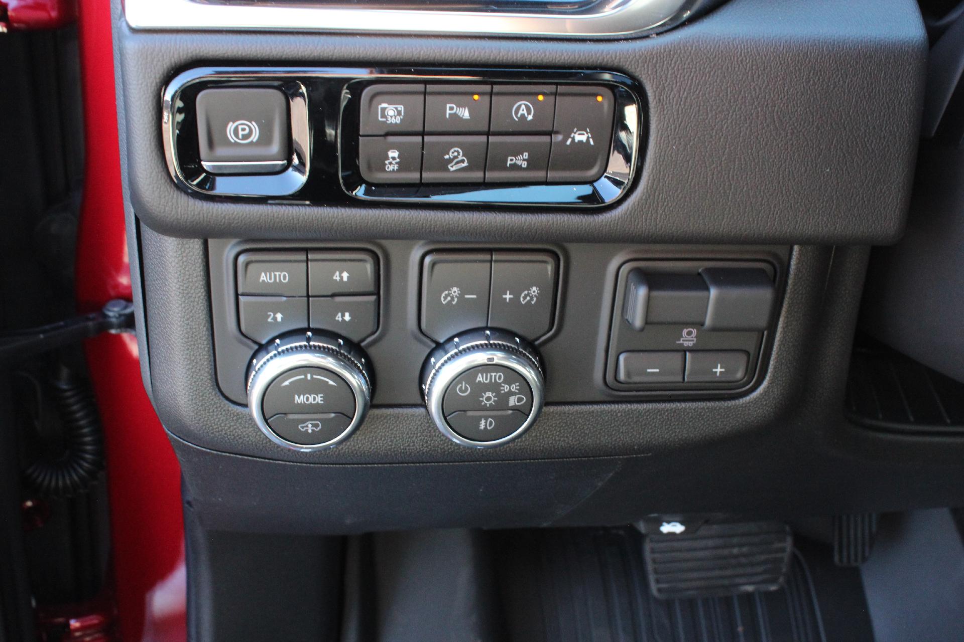 2026 GMC Yukon Vehicle Photo in AURORA, CO 80012-4011