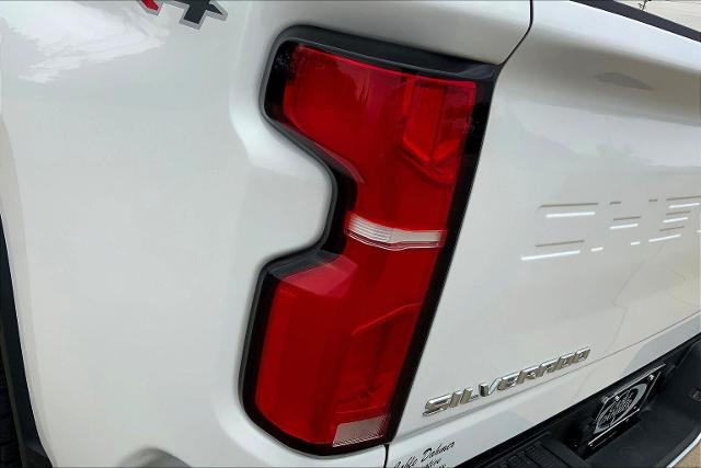 2024 Chevrolet Silverado 2500 HD Vehicle Photo in TOPEKA, KS 66609-0000