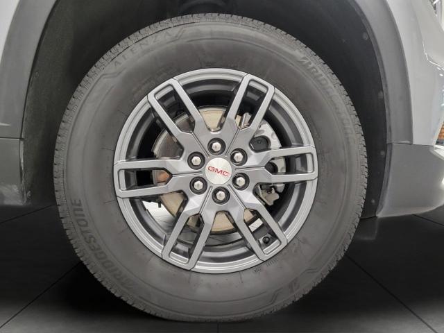 2025 GMC Acadia Vehicle Photo in GREEN BAY, WI 54303-3330