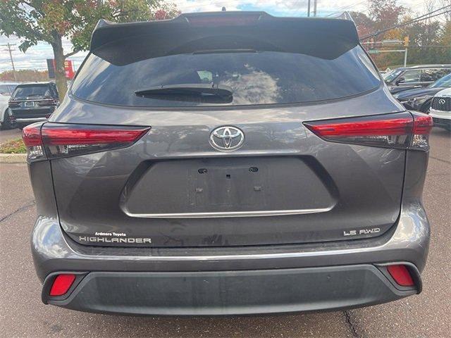 2022 Toyota Highlander Vehicle Photo in Willow Grove, PA 19090