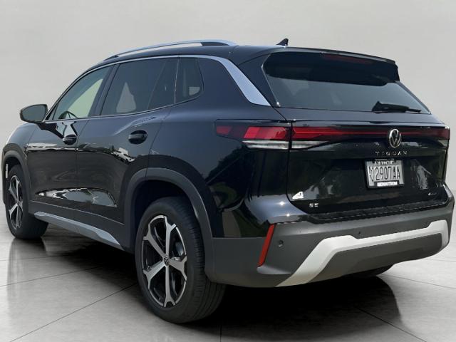 2025 Volkswagen Tiguan Vehicle Photo in Oshkosh, WI 54904