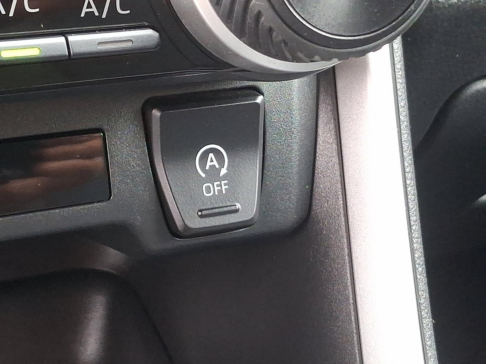 2022 Toyota RAV4 Vehicle Photo in Trevose, PA 19053