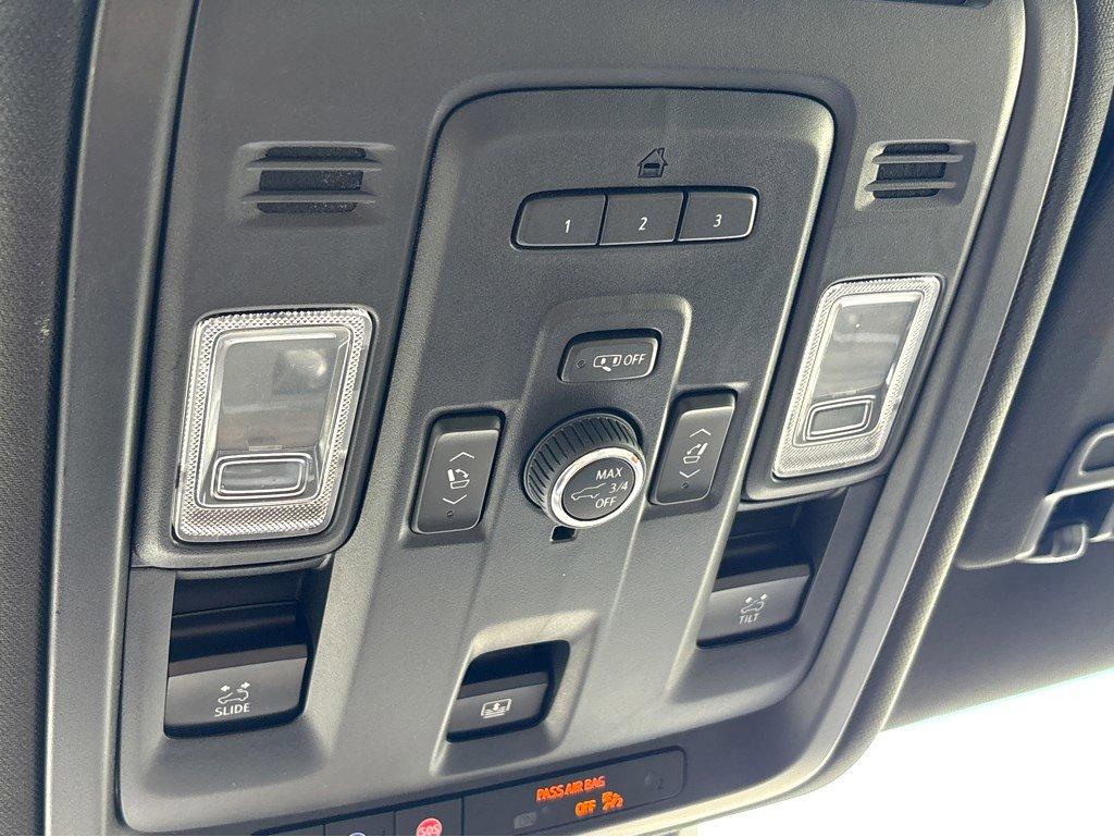 2024 Cadillac Escalade ESV Vehicle Photo in SAVANNAH, GA 31406-4513
