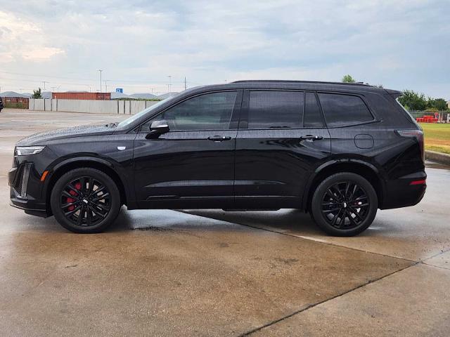 2022 Cadillac XT6 Vehicle Photo in DENTON, TX 76210-9321